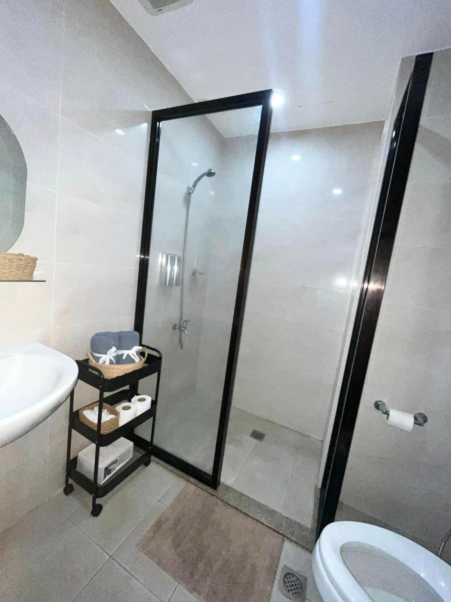 Unit 410 - Mivela Garden Residences Aparthotel